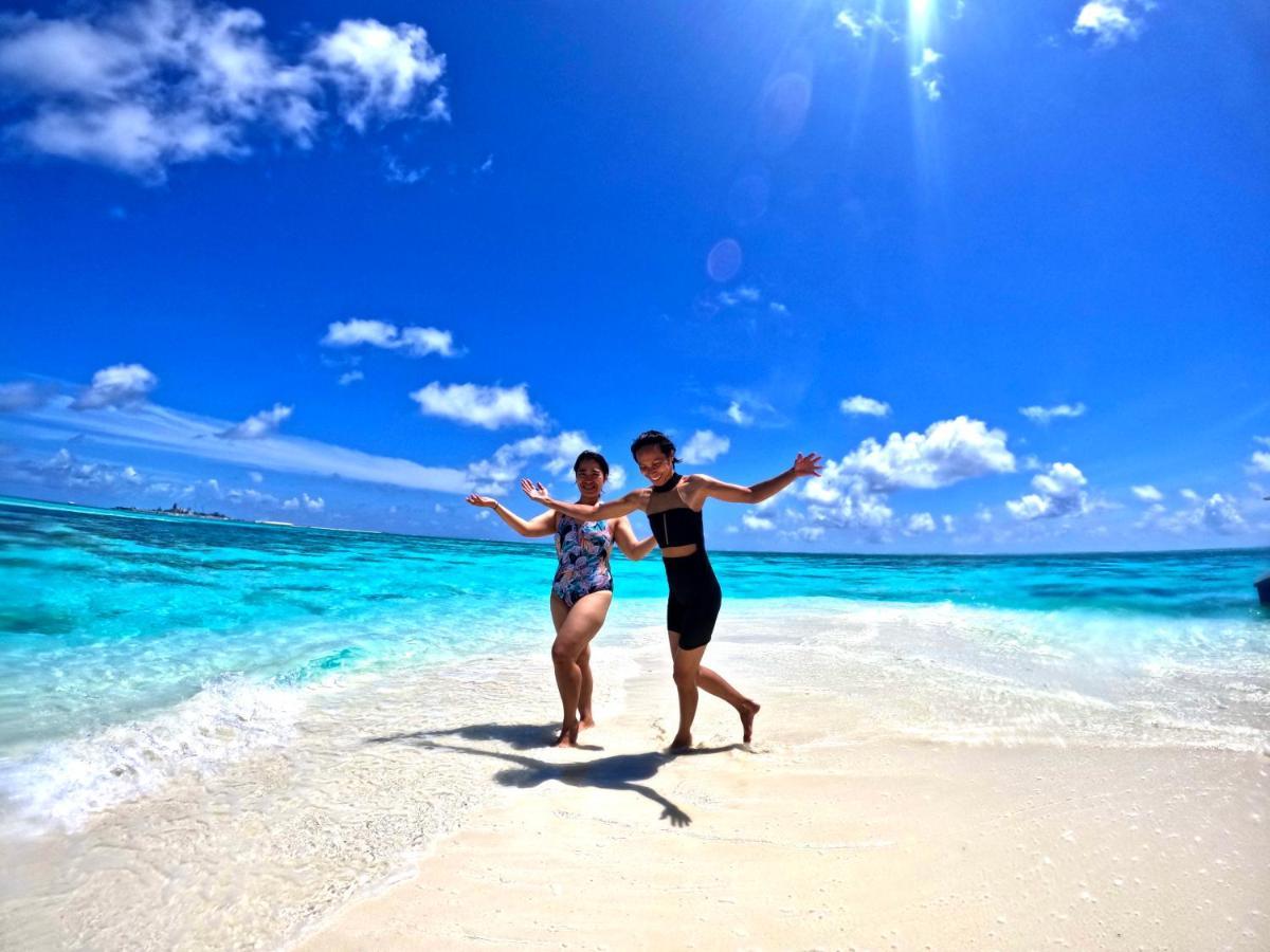 Adroit Beach Inn Guraidhoo  Exterior photo